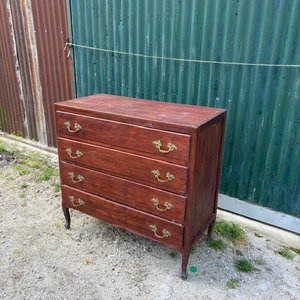 Cómoda Francesa Antigua de Madera con Tiradores Dorados - imagen 3