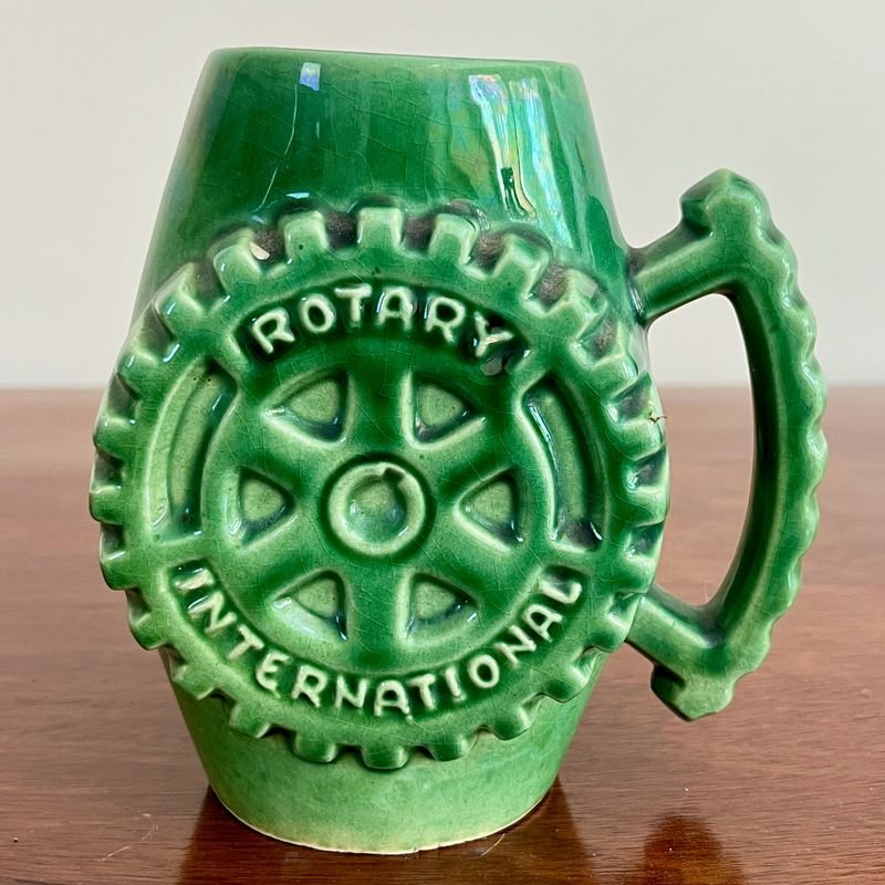 Jarra Cervecera Coleccionable Rotary International Verde Brillante