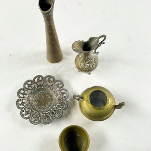 Lote de 5 piezas de bronce: jarra labrada, tetera sin tapa y más - imagen 2