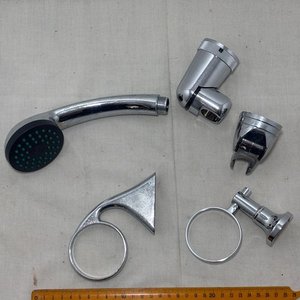 Accesorios de Baño Cromados: Portarrollo, Aro Toallero y Soporte de Ducha - imagen 2
