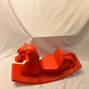 Caballito Mecedor de Plástico Naranja para Niños - imagen 3