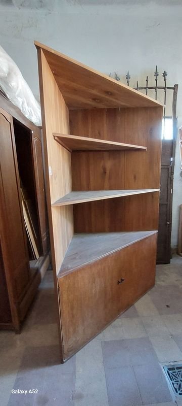 Mueble esquinero en madera de excelente calidad - imagen 2