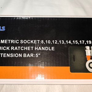 Juego de Dados Métricos "New Tools" con Llave Cricket y Extensión (12 Piezas) - imagen 5