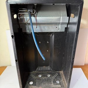 Lote de 2 Estufas a Gas Delne y Zerowatt con 3 Válvulas - imagen 2