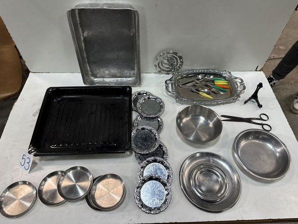 Bandeja esmaltada, acero inoxidable, posavasos y cubiertos - imagen 1