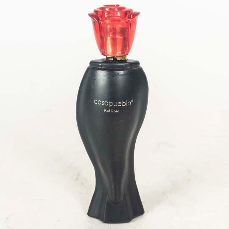 Frasco de Perfume "Red Rose" de Casa Pueblo Negro con Detalle en Tapa