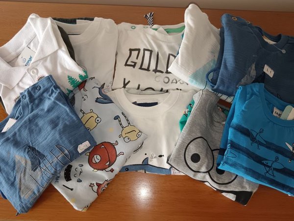 Ropa para bebé varón con mangas cortas - imagen 1