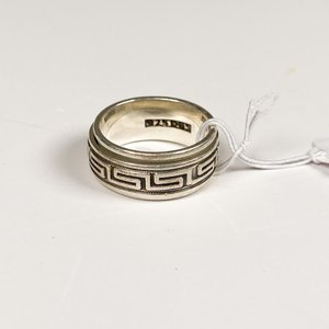 Lote siguiente: Anillo de Plata 925 con Diseño Grecorromano