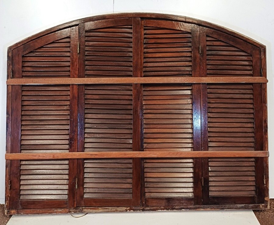 Lote anterior: Ventana arco carpanel con dos hojas batientes y cuatro celosías