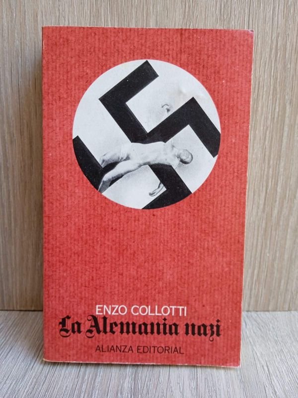 Lote anterior: Libro sobre la Alemana Nazi
