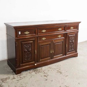 Lote anterior: Aparador Inglés de Madera Oscura con Talla y Cajones