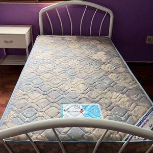Cama de Plaza y Media en Caño con Colchón Perm-a-Soft - imagen 1