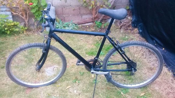 Bicicleta de montaña en buen estado - imagen 1