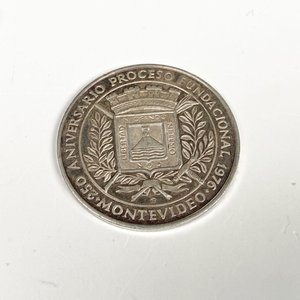 Moneda Conmemorativa Plata Iglesia Matriz Montevideo 1804-1976 - imagen 3