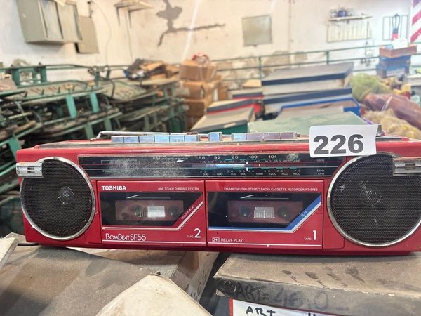 Radiograbador Toshiba BomBeat SF55 Doble Casetera Roja Vintage