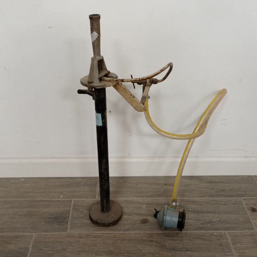 Item 15713 - Image 0