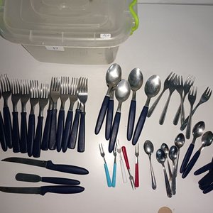 Caja Organizadora Plástica con Cubiertos Varios - imagen 5