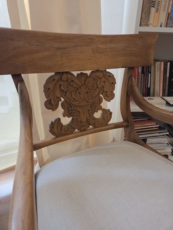 Pare de sillas de madera modernas de excelente calidad - imagen 5
