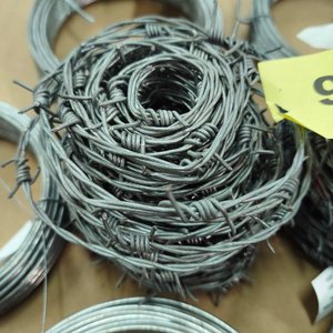 Lote de Rollos de Alambre Liso y Púa para Cercado - imagen 2