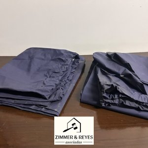 Lote siguiente: Pantalones Impermeables para Lluvia Azul Marino