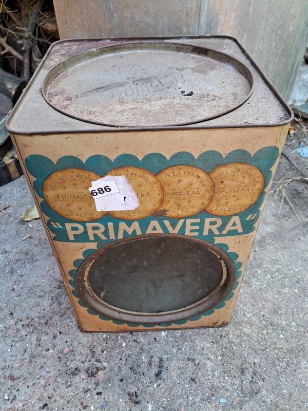 Lote siguiente: Lata antigua de galetitas 'Primavera'
