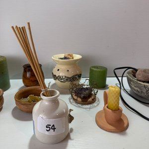 Lote de Velas y Aromaterapia: Velas Grandes, Difusor y Portavelas - imagen 3