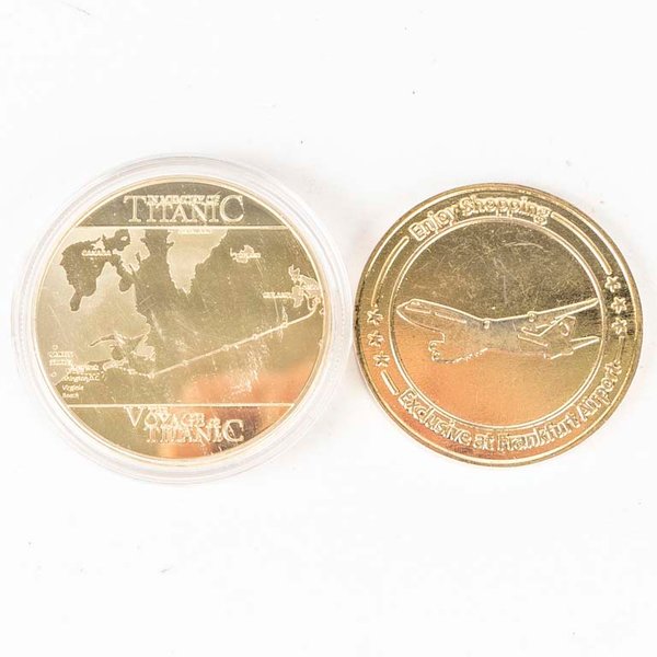 Medalla Conmemorativa del Titanic y Ficha Descuento Aeropuerto Frankfurt - imagen 1