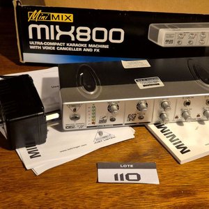 Lote anterior: Consola Mezcladora de Audio Behringer MIX800 Ultra-Compact Karaoke Machine con Caja y Accesorios