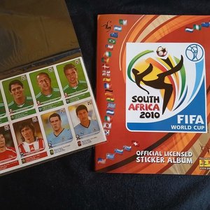 Lote siguiente: Álbum Panini Mundial Sudáfrica 2010 Completo con Set de Actualización