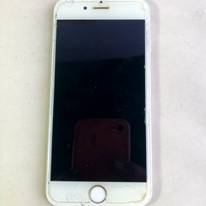 iPhone 6s Plateado - Funciona, Bloqueado de PIN - imagen 1
