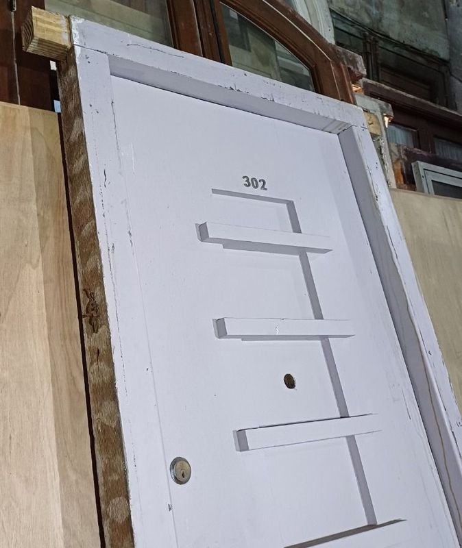 Puerta de ingreso de cedro con marco en pinotea - imagen 4