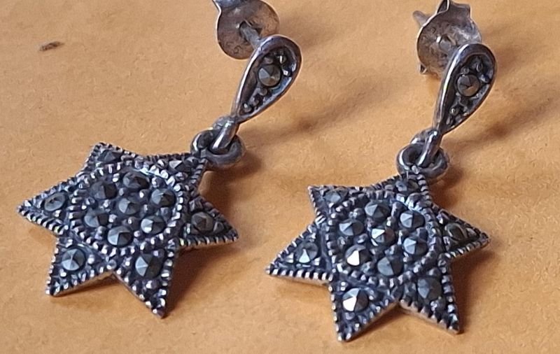 Lote siguiente: Estrellas de plata re lindas para decoración