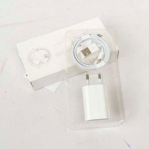Cargador Apple 15W USB Power Adapter Lightning a USB - imagen 1