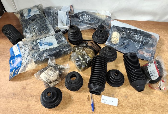 Item 16810 - Image 0