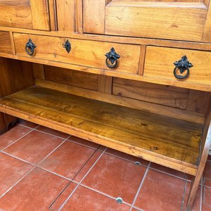 Alacena Antigua de Madera con Puertas y Cajones - imagen 2