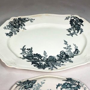Fuente y Tapa de Porcelana Inglesa Johnson Bros con Monograma Floral - imagen 4