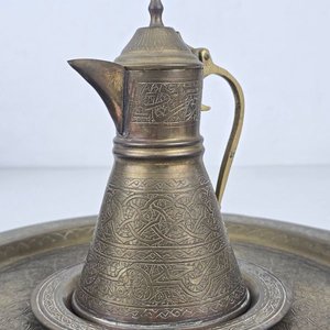 Juego de Té Turco en Bronce, Madera y Vidrio Azul - imagen 3