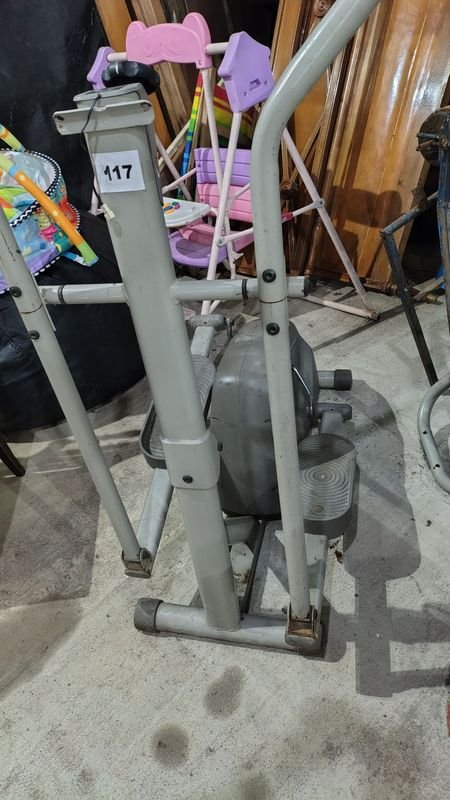 Máquina de ejercicio elíptica sin uso - imagen 4