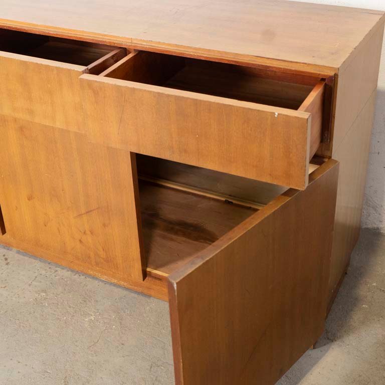 Item 2101969 - Image 1