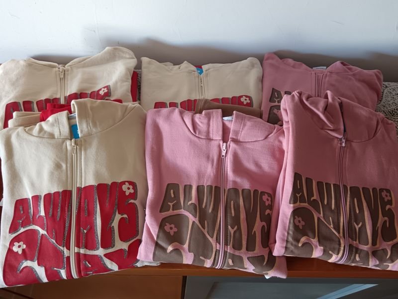 Lote anterior: Conjunto de ropa para niña con felpa y camperas
