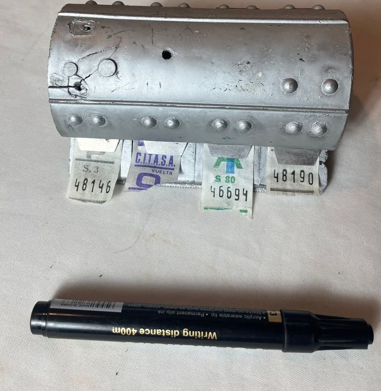 Boletera Antigua de Guarda de Ómnibus con Boletos