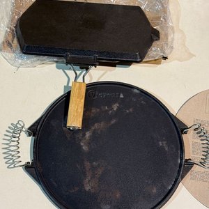 Set de 2 Planchas Victoria de Hierro Fundido Esmaltado - imagen 6