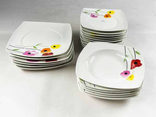 Platos blancos florales cuadrados para postre - imagen 1