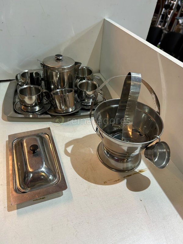 Set de Cafetera y Accesorios de Acero Inoxidable