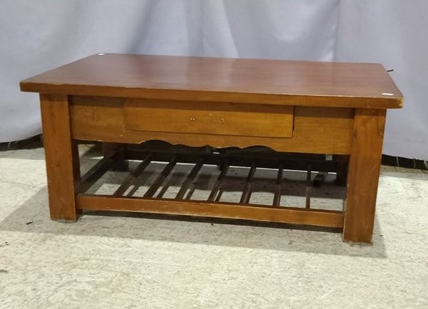 Mesa de Madera Enchapada con Cajón - imagen 1