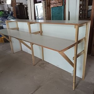 Gran Mostrador Blanco de MDF con Estantes y Superficie Plegable - imagen 5