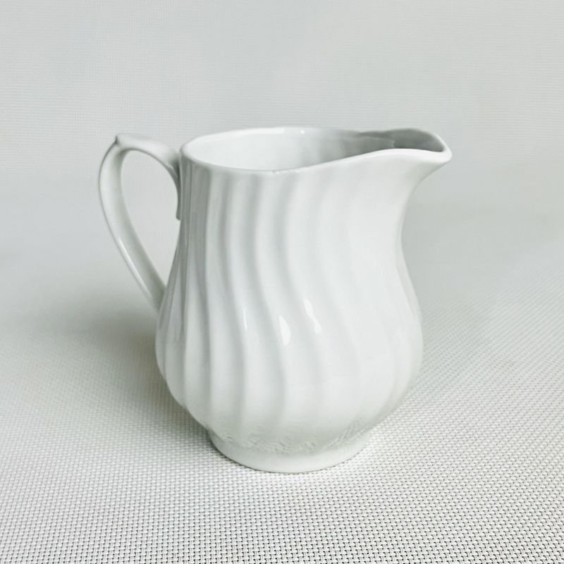 4 piezas de servir en porcelana blanca - Enajenadas a la venta - imagen 2