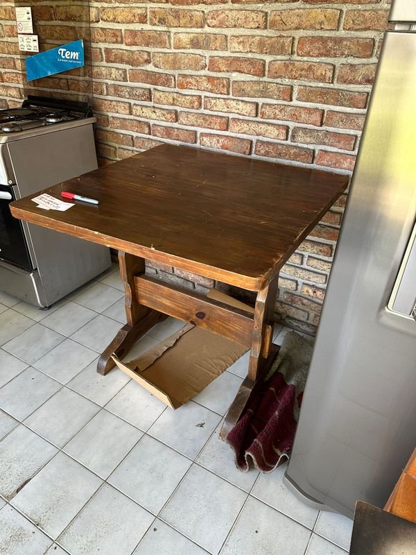 Mesa macisa para repintar, en buen estado - imagen 6