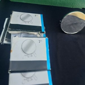 Lote de 5 Espejos Redondos con Soporte Metálico - imagen 3