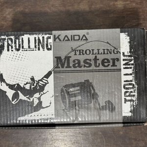 Carrete de Pesca Trolling Master Kaida GC20 Negro y Plata - imagen 1